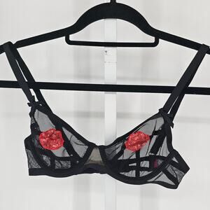 Vintage Y2K Womens Sz S Mesh Sheer Bra w/ Red Sequin Lips Applique Festival